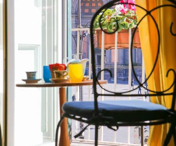 但丁广场住宿加早餐旅馆 住宿加早餐酒店 那不勒斯